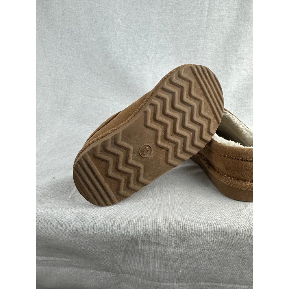 Target Kids Chestnut Brown Faux Fur Lined Slip‎ On Moccasin Slippers Size 10